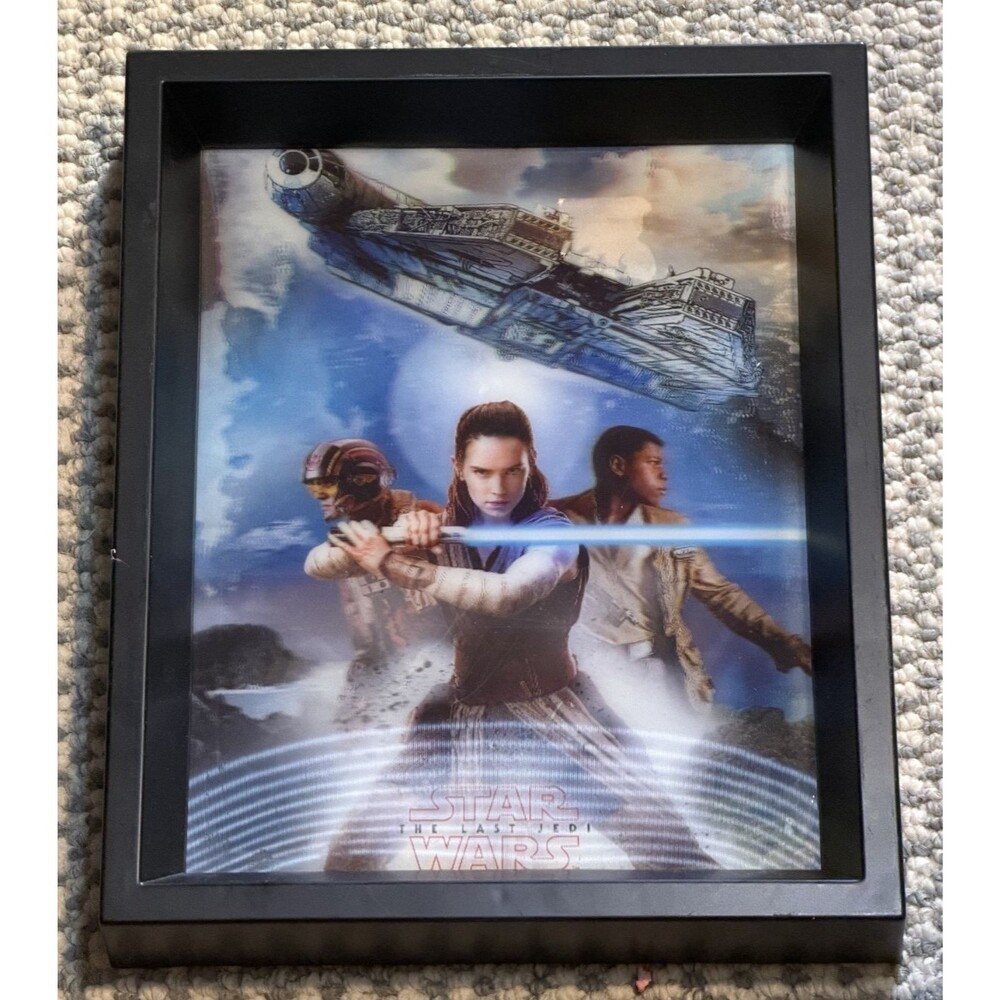 🌌✨ Star Wars: The Last Jedi 3D Lenticular Framed Poster – Collectible 9x11! ✨🌌